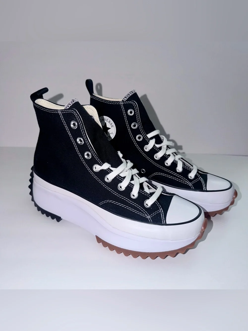 Converse Run Star Hike Hi Black White Gum Women’s 11 / Men’s 9.5 NIB 166800C